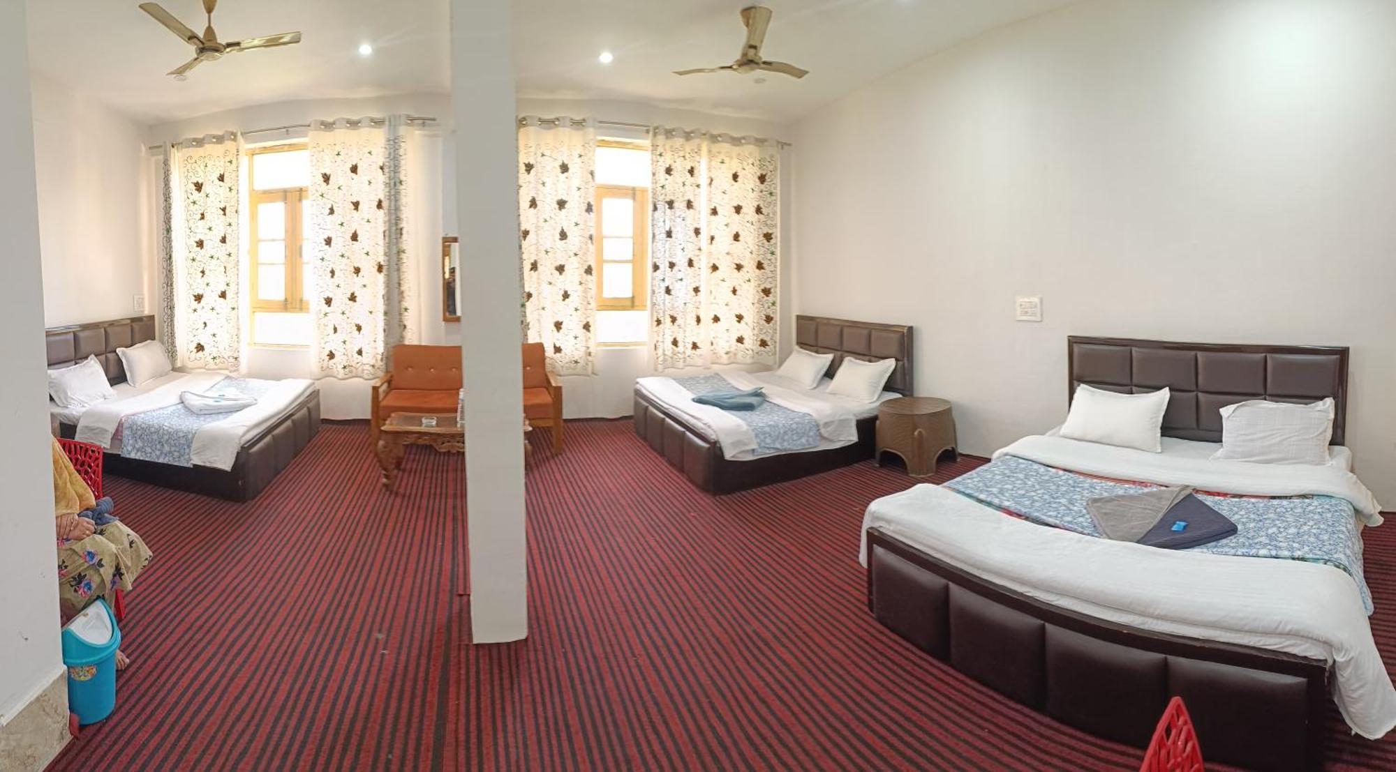 Hotel Gulmarg Residency, Kunzer غولمارغ المظهر الخارجي الصورة